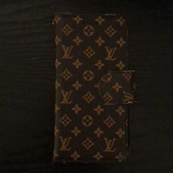 Louis Vuitton Accessories - Louis Vuitton iPhone 7 case